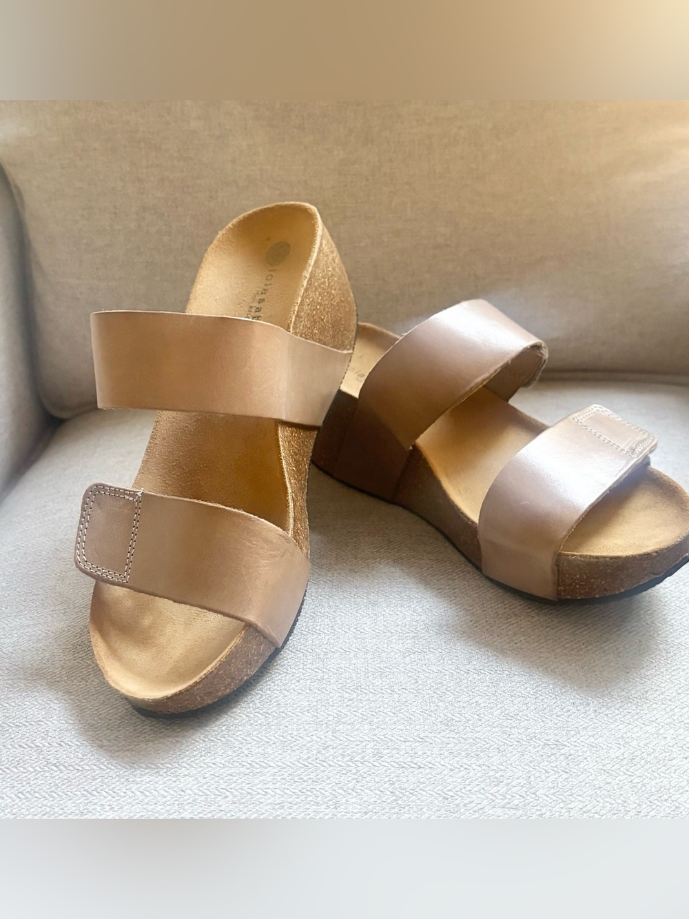 Lola Sabbia for Eric Michael Lily Women's wedge strap Slide Sandals 40 taupe